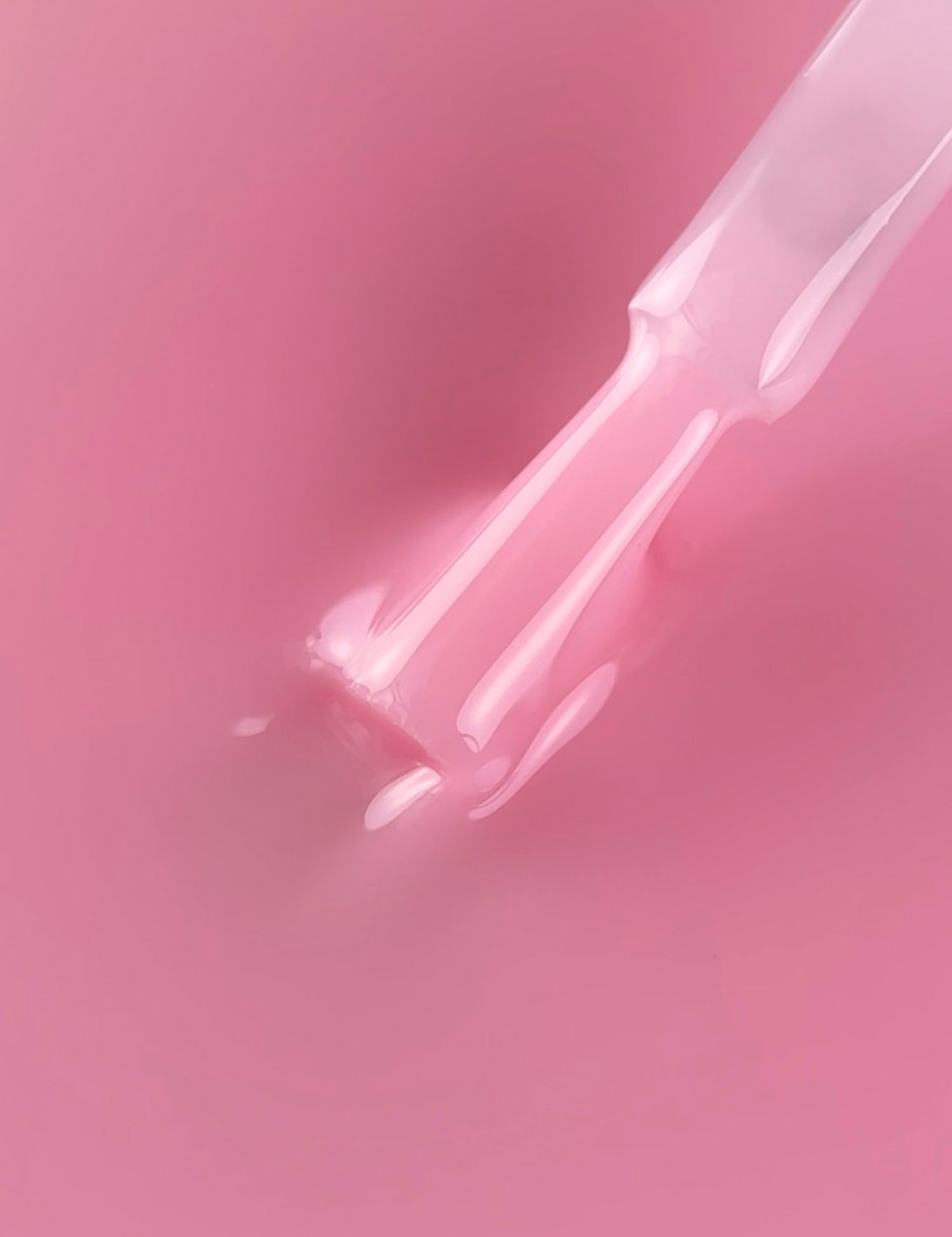 Cover Base № 05 Bloom –  rausvas nude atspalvis.