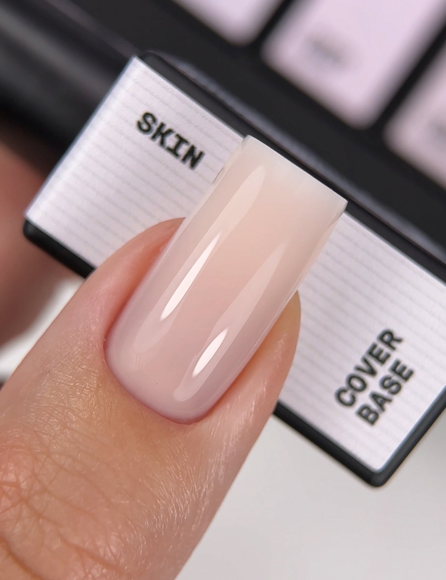 Cover Base № 06 Skin – Šiltas smėlio atspalvis, 10 ml