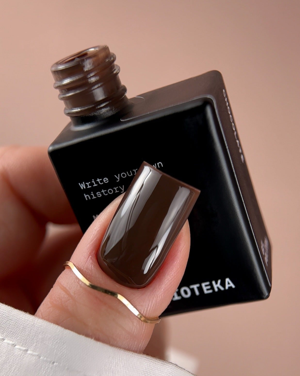 Gel Polish № 24 Chocolate, 10 ml