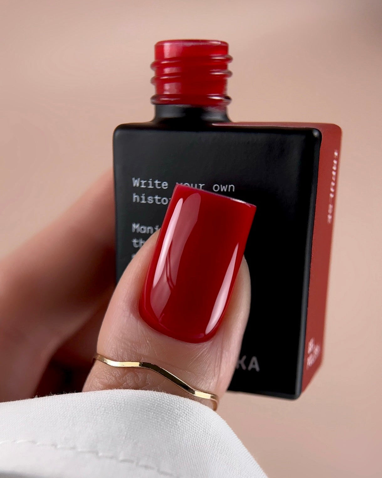 Gel Polish № 28 Impulse – Bright Red, 10 ml