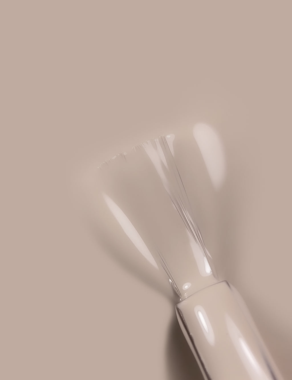 Gel Polish № 04 Linen – Smėlio spalvos, 10 ml