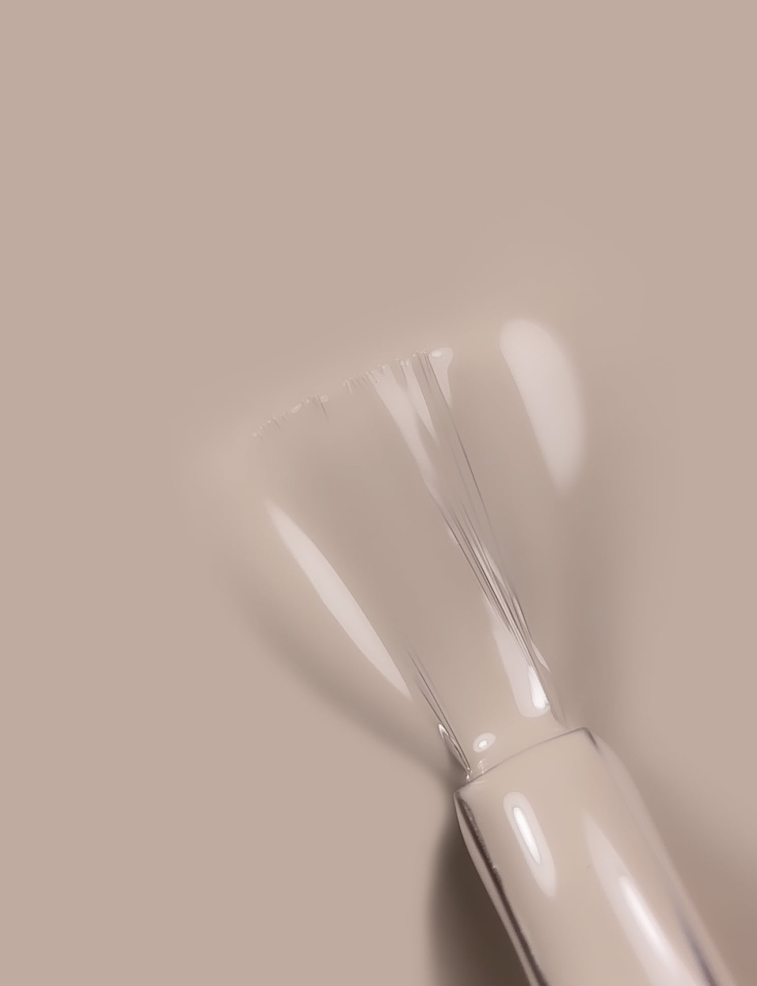 Gel Polish № 04 Linen – Smėlio spalvos, 10 ml